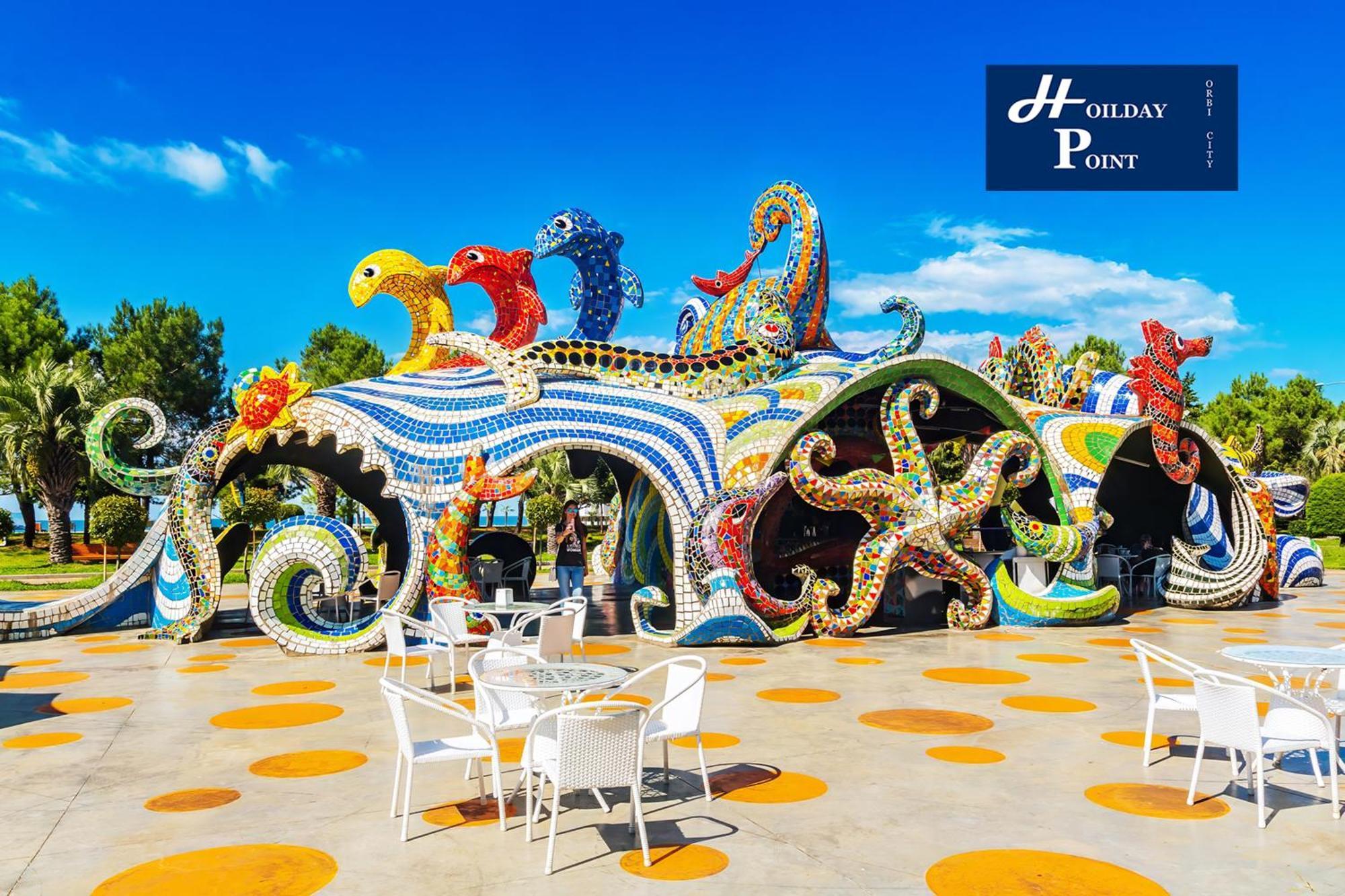Holiday Point Orbi City Батуми Екстериор снимка