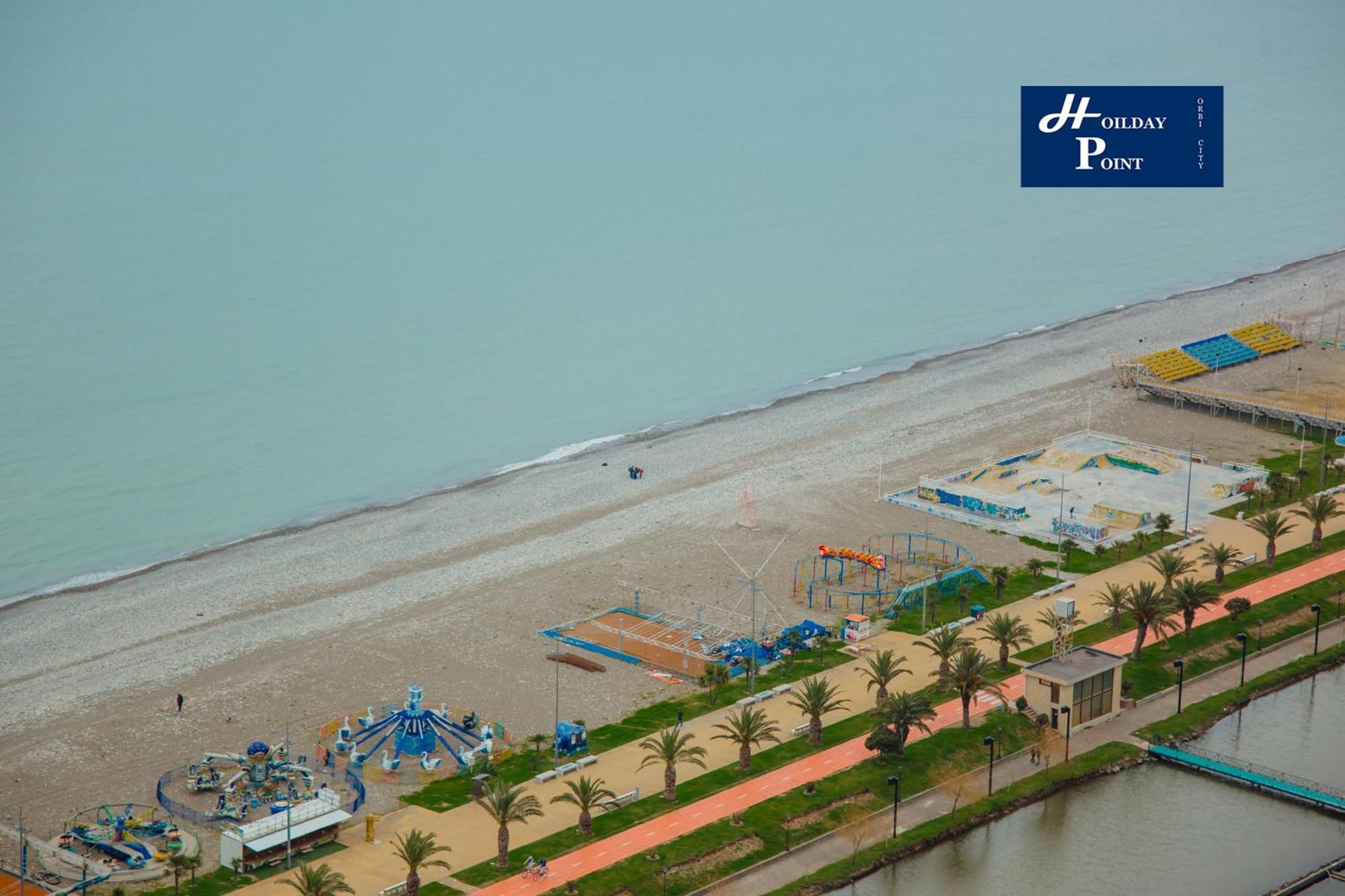 Holiday Point Orbi City Батуми Екстериор снимка